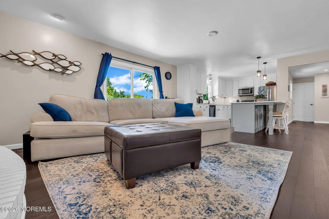 Photo of 1126 Overlook Drive