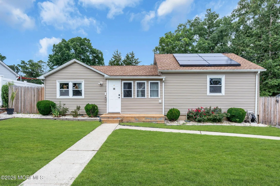 Photo of 1744 Whitcomb Road