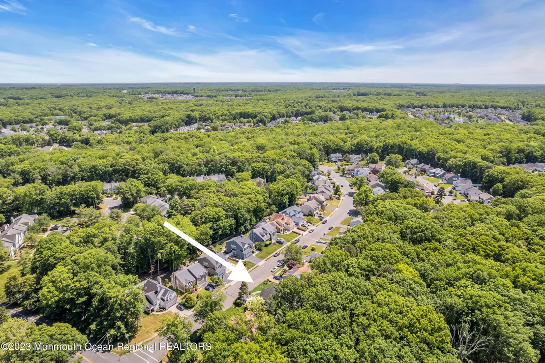 Photo of 7 Spruce Hollow Drive