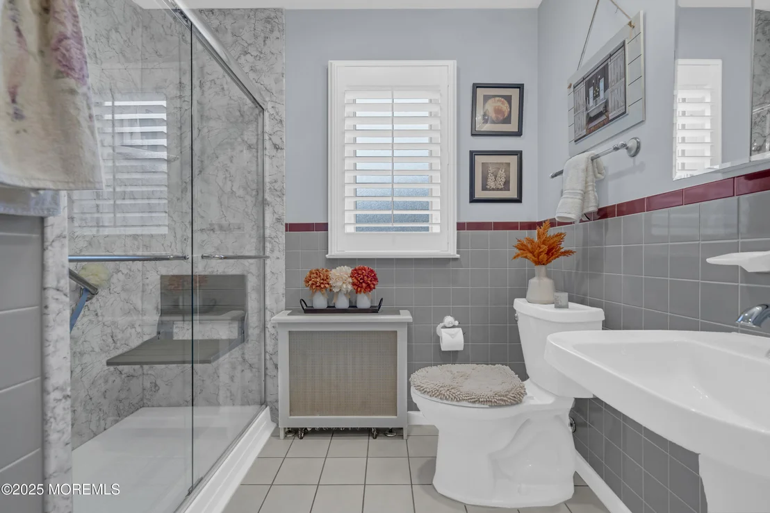 Photo of 818 Arthur Drive