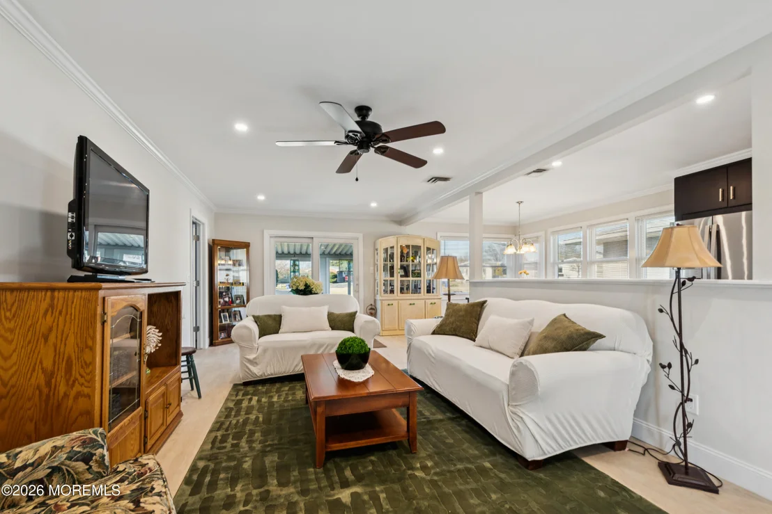 Photo of 121 Whittier Road