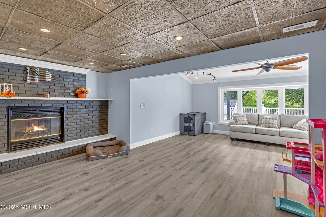 Photo of 16 Bock Boulevard