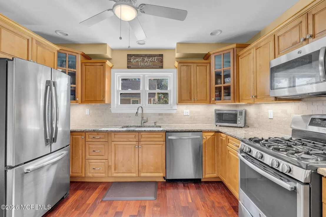 Photo of 2000 Monmouth Boulevard