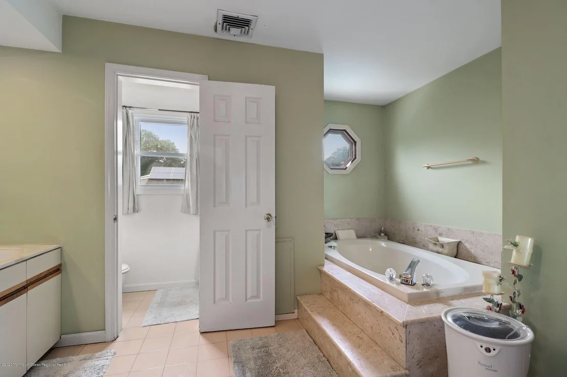 Photo of 1307 Bloomfield Avenue