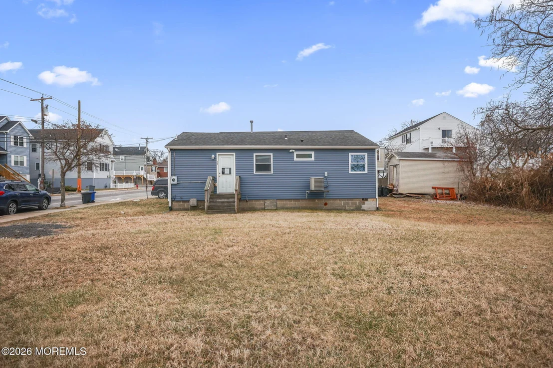 Photo of 303 Union Avenue