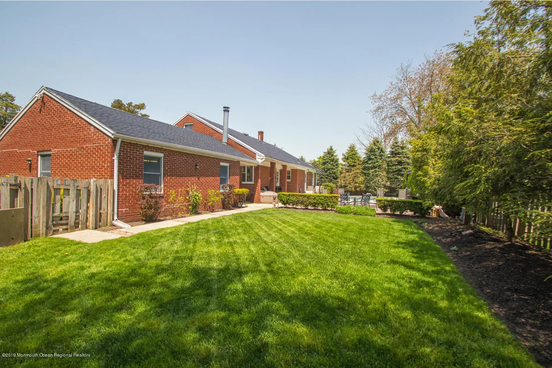 Photo of 1510 Valley Drive