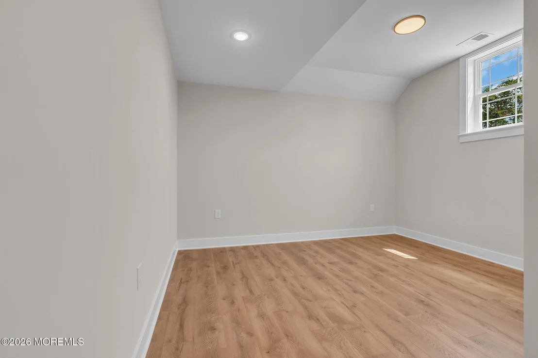 Photo of 1101 3rd Avenue