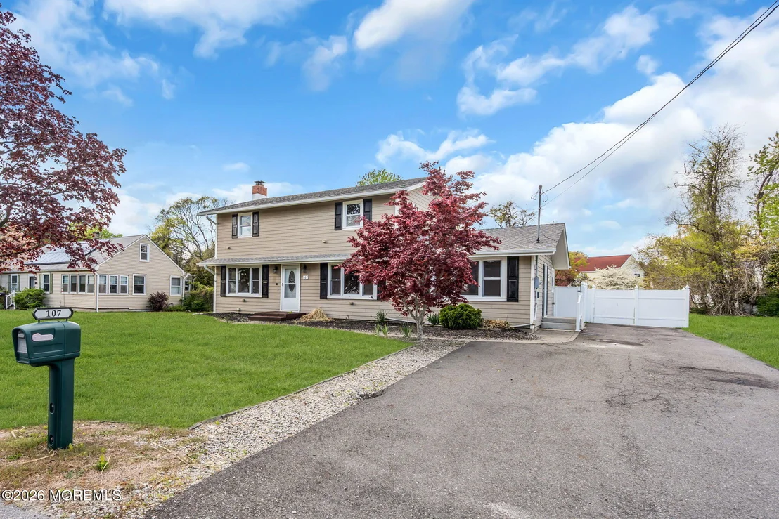 Photo of 107 Mathis Drive
