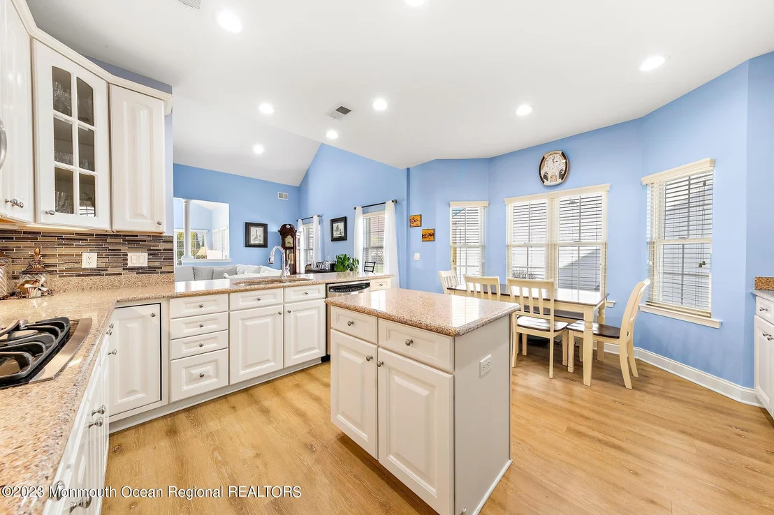 Photo of 40 Eagleswood Drive