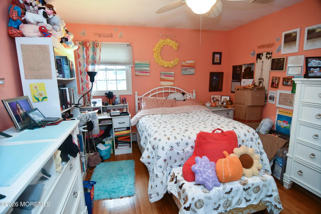 Photo of 902 10th Street