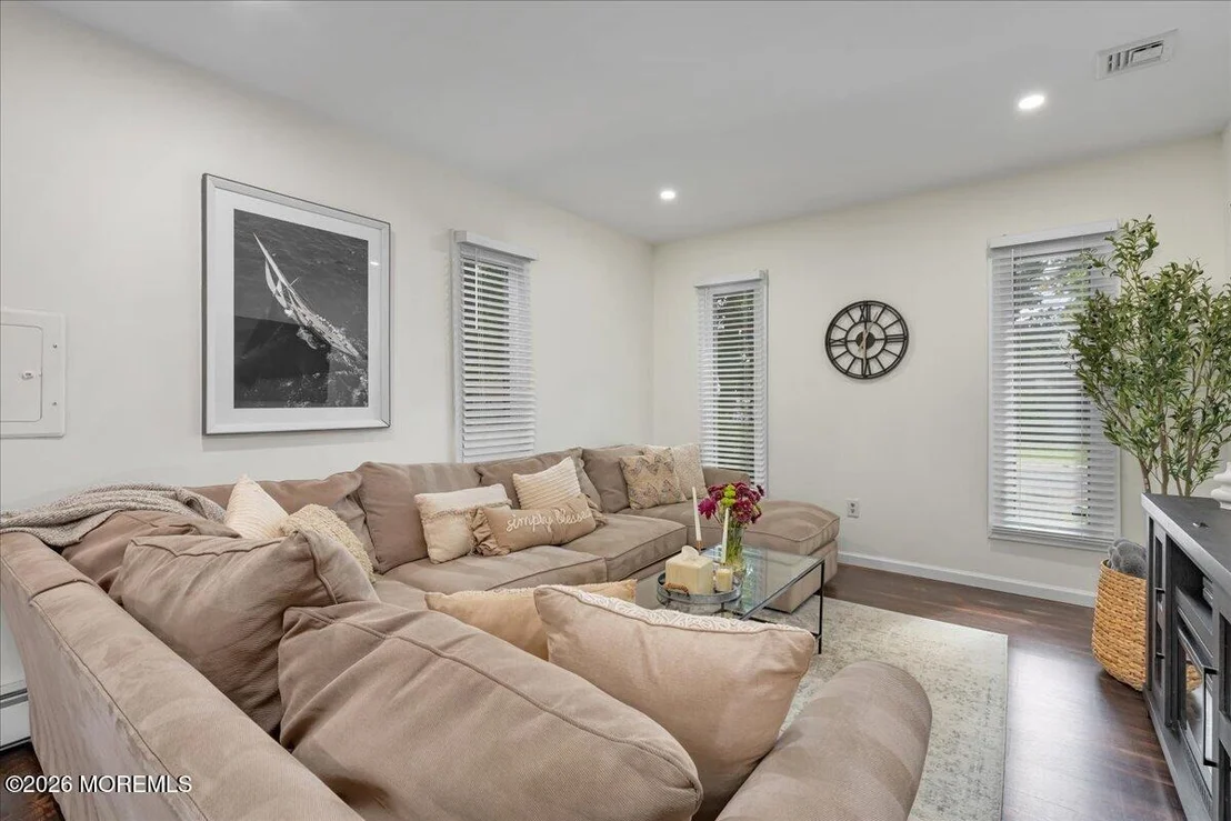 Photo of 281 Melrose Street