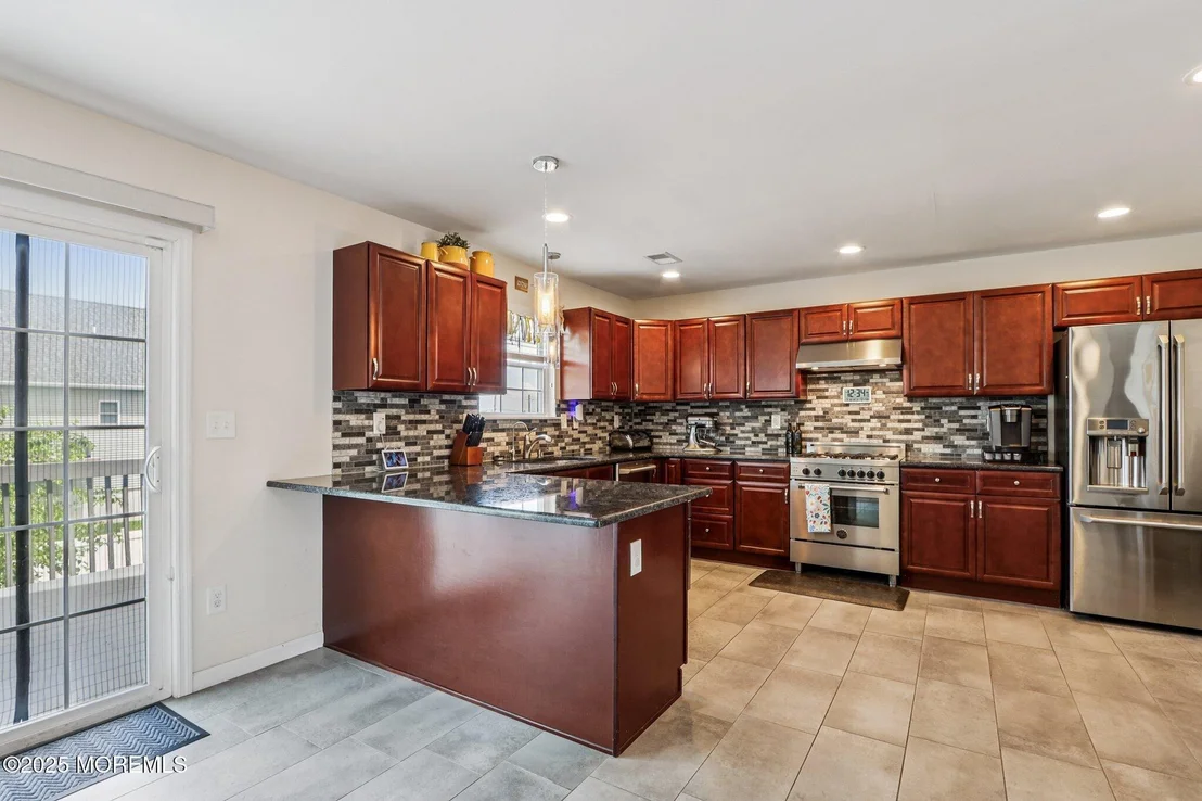 Photo of 725 Prospect Avenue