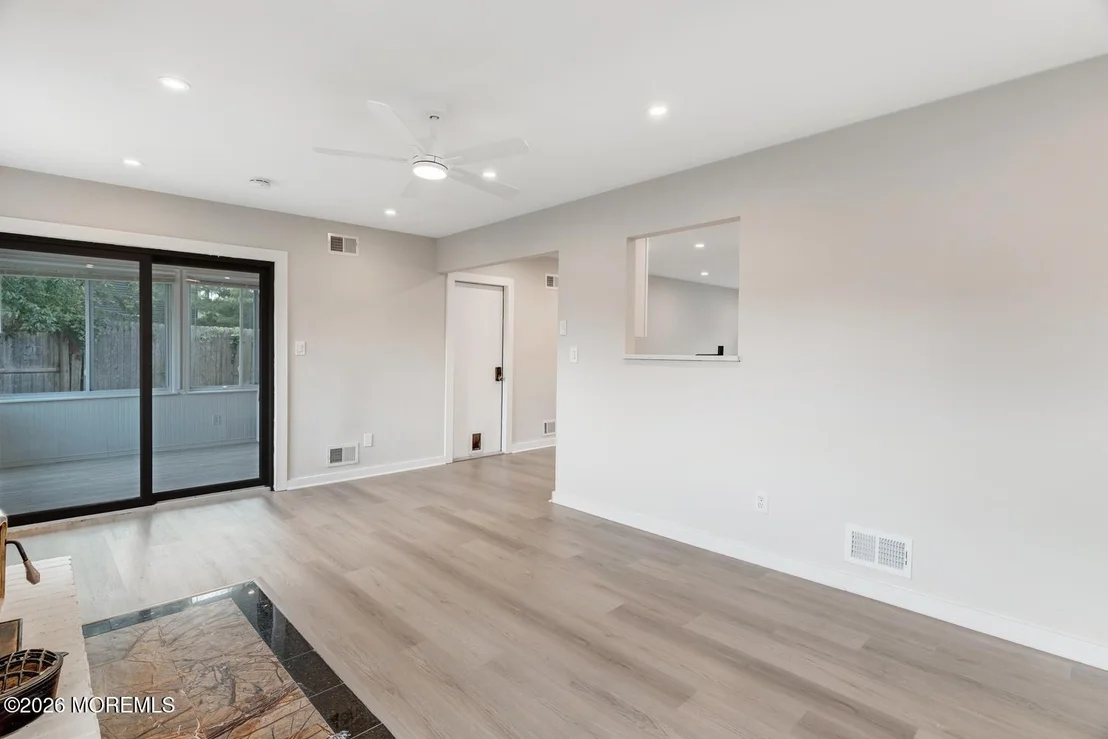 Photo of 56 Georgetown Boulevard