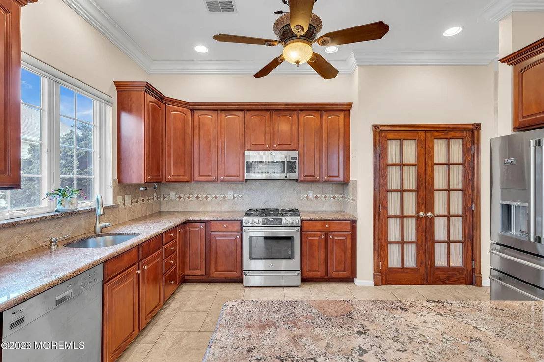 Photo of 15 Spring Lake Boulevard