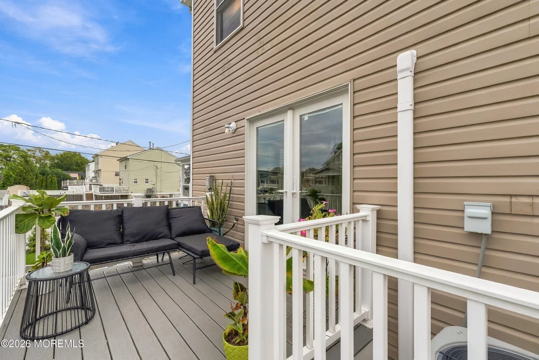 Photo of 355 Lorillard Avenue