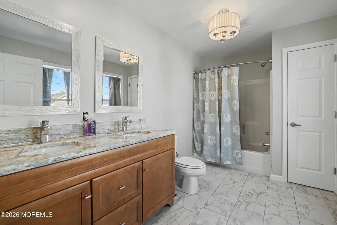 Photo of 348 Kingfisher Road