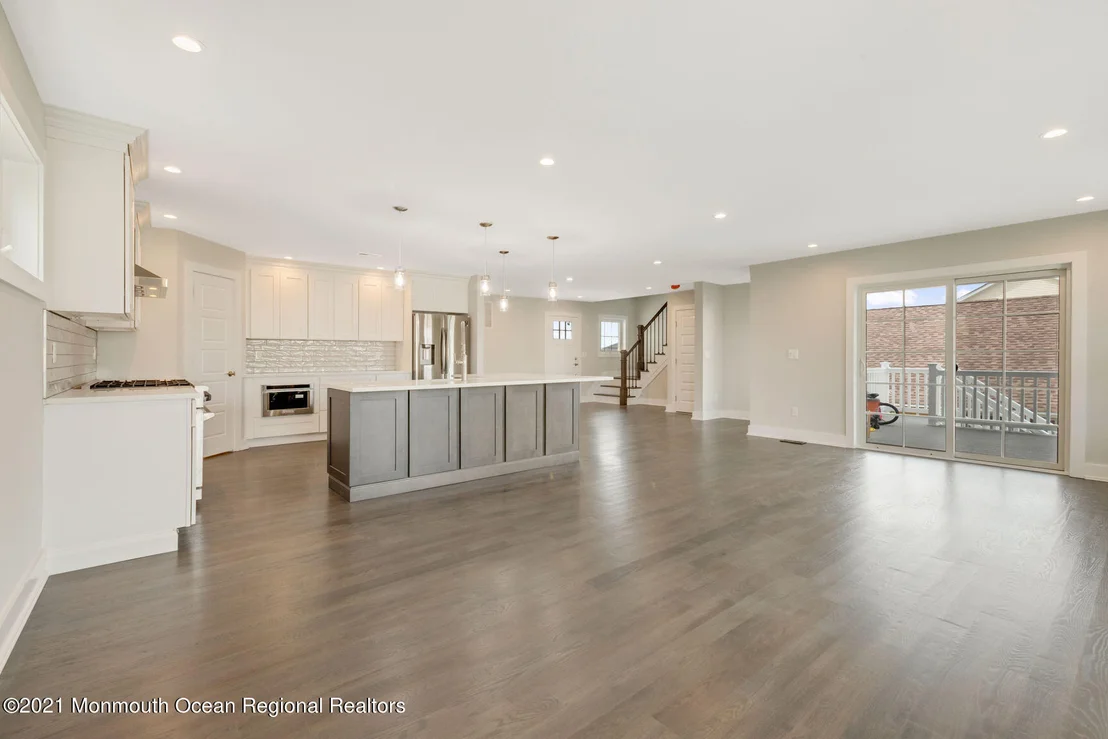 Photo of 114 Shore Drive