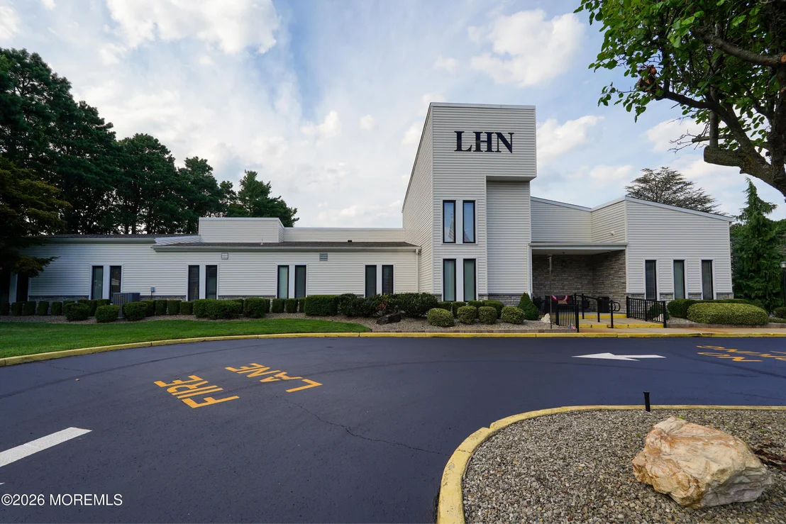 Photo of 138 Courtshire Drive