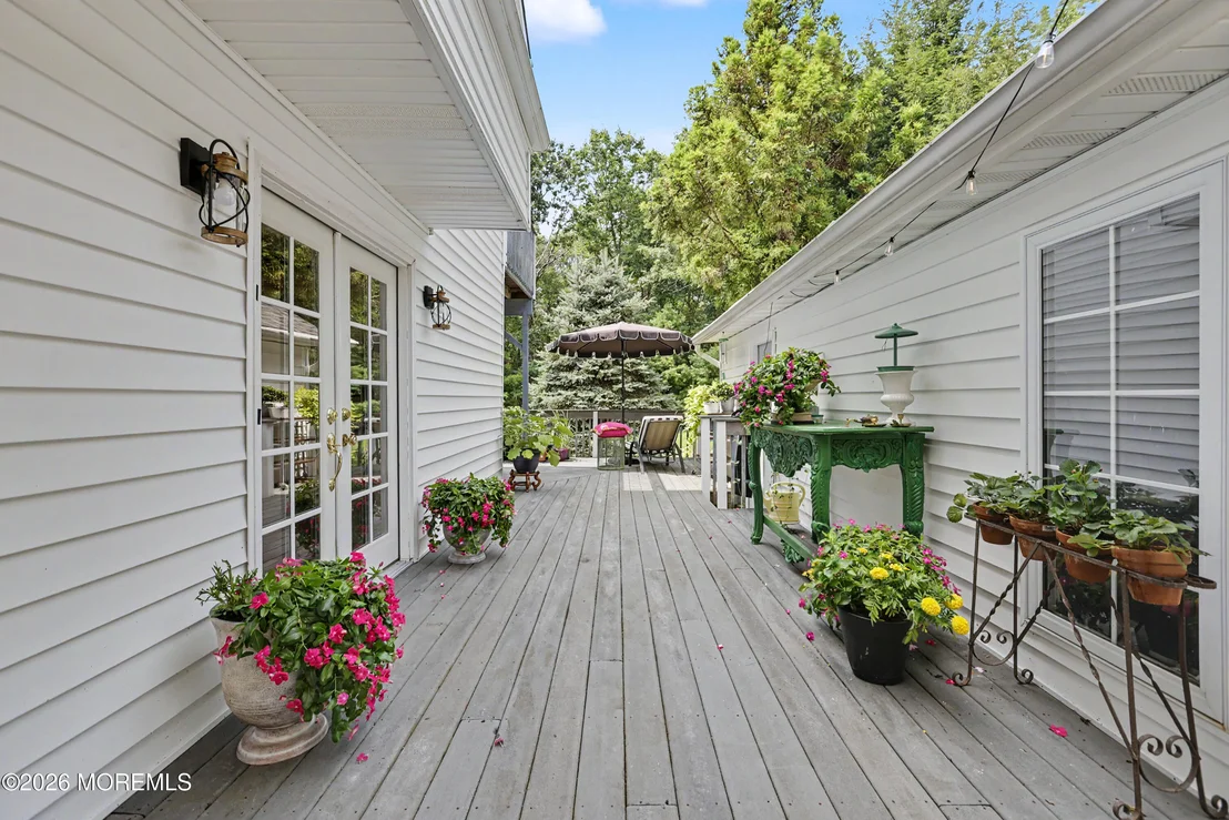 Photo of 700 Wright Debow Road