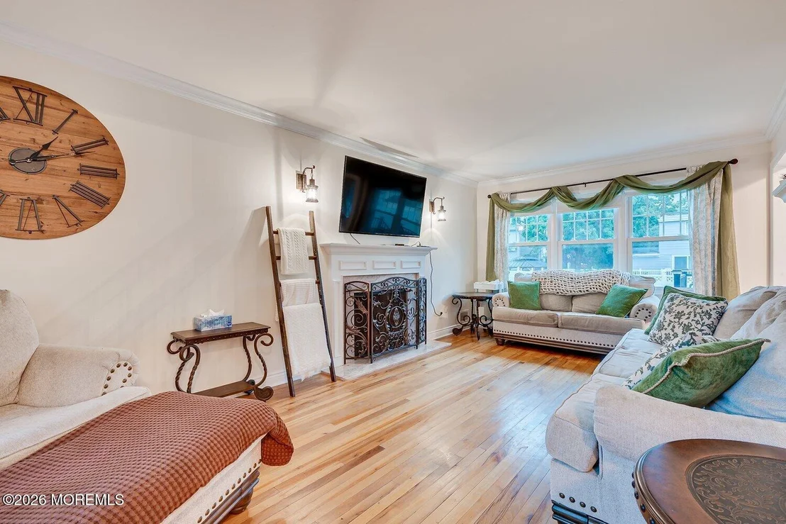 Photo of 4 Bucknell Drive