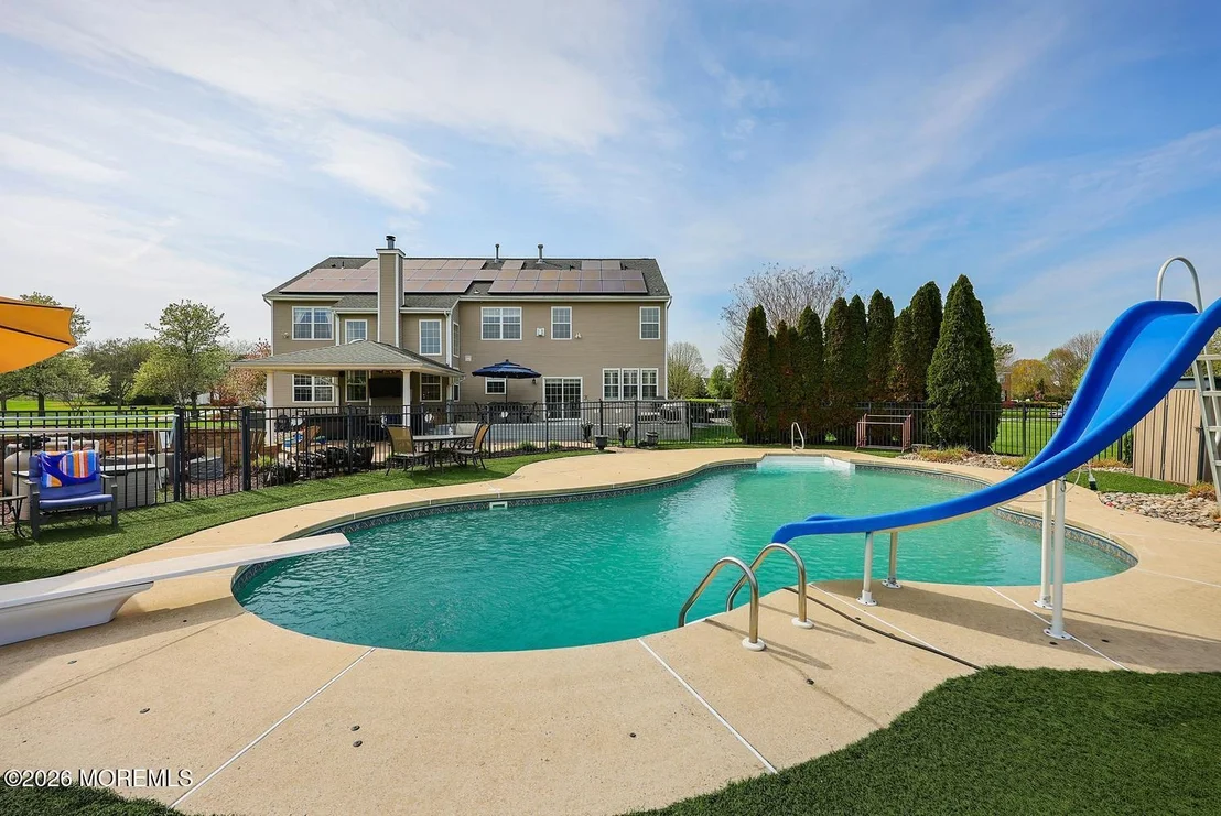 Photo of 5 Denise Drive