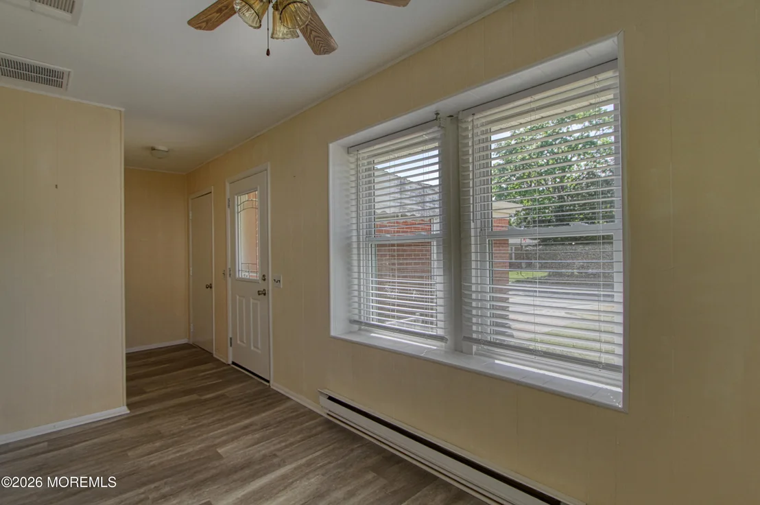 Photo of 16 Hudson Parkway