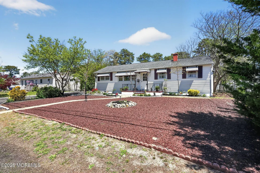 Photo of 19 Ashwood Drive
