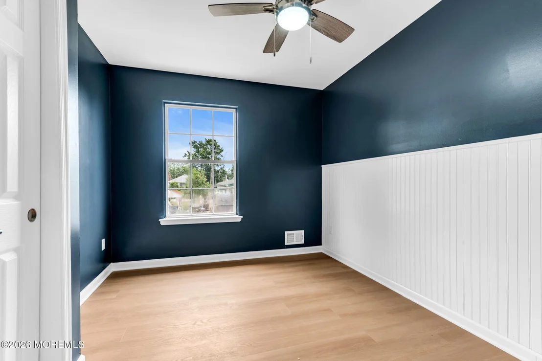 Photo of 610 Bayview Avenue