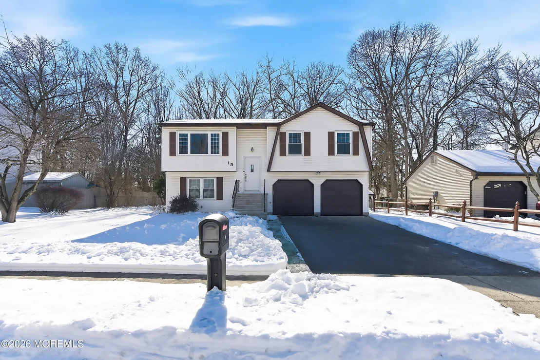 Photo of 15 Standish Drive