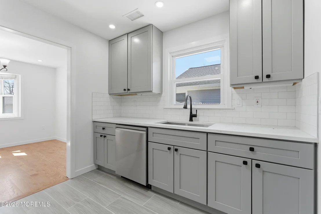 Photo of 52 Pomona Boulevard