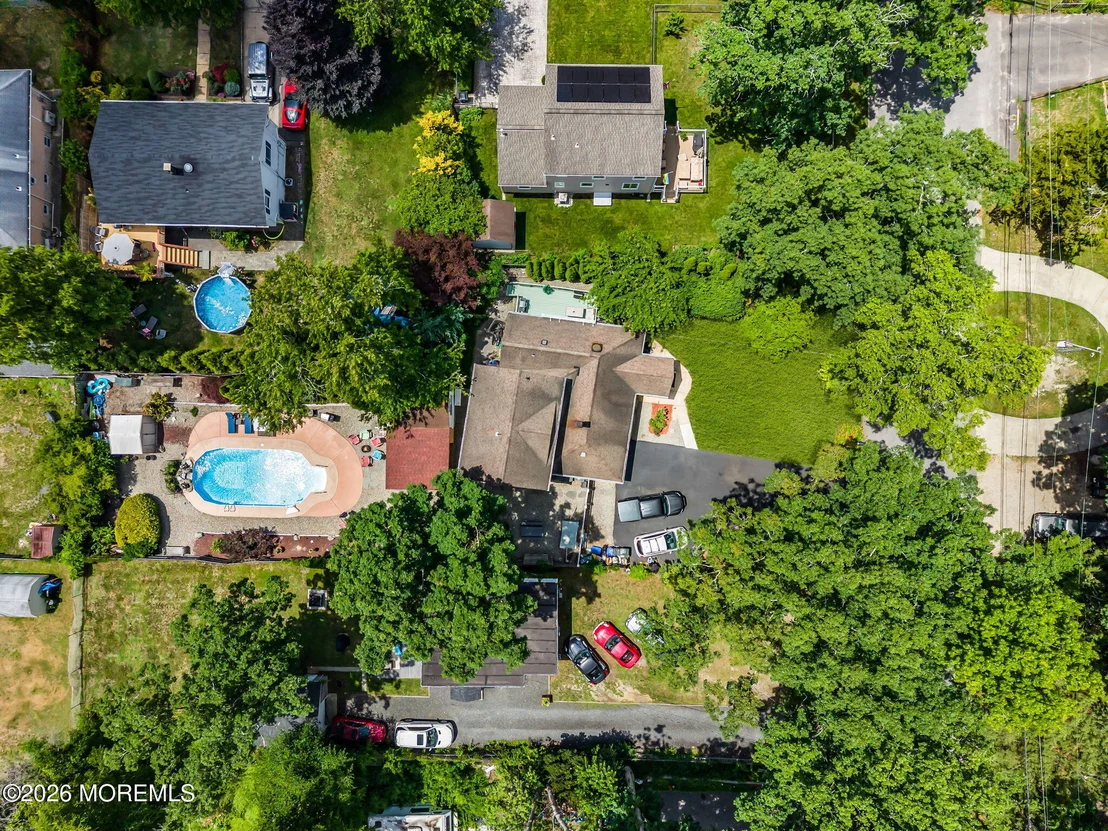 Photo of 155 W 3rd Street