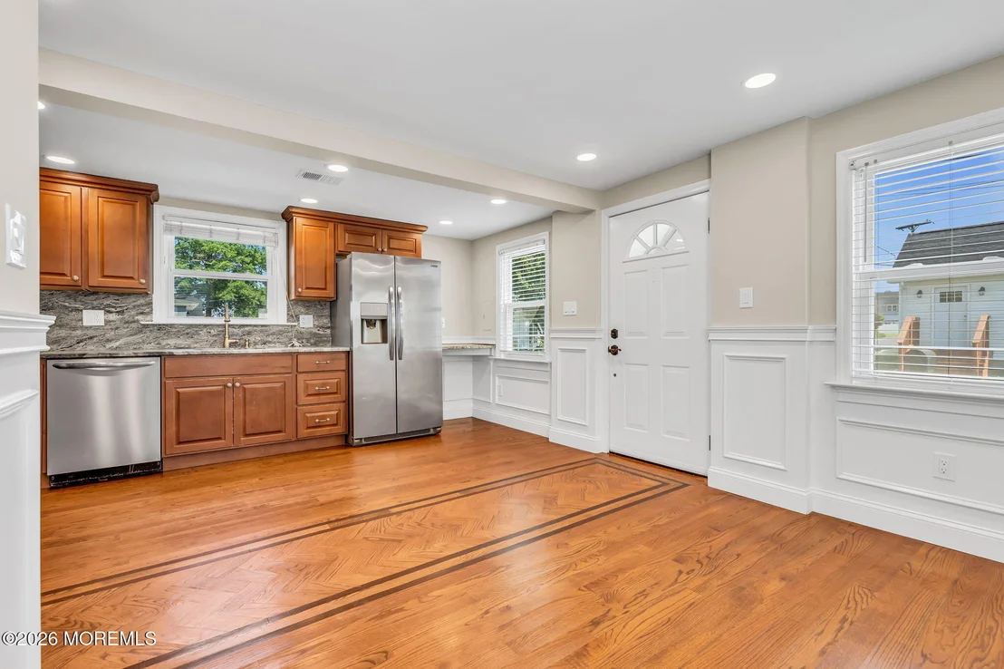 Photo of 439 Clark Avenue