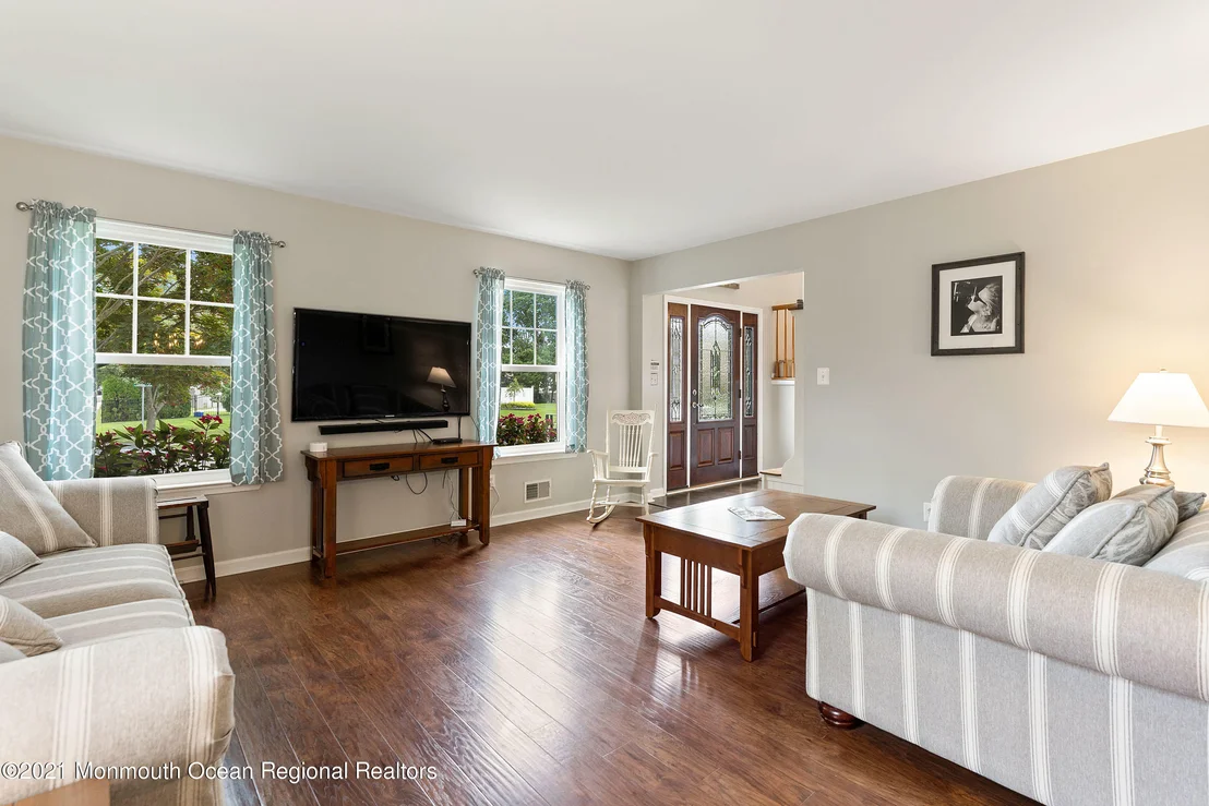 Photo of 19 Carrie Drive