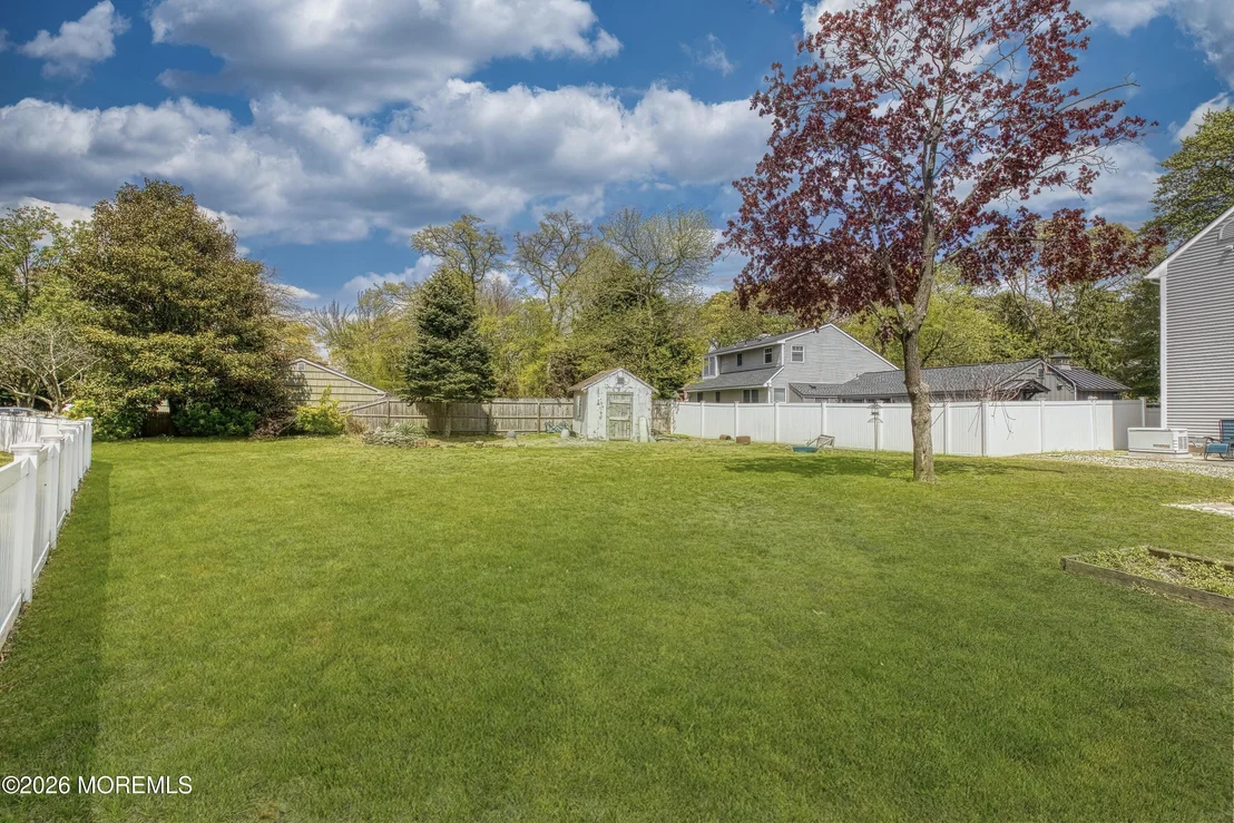 Photo of 502 Yew Drive