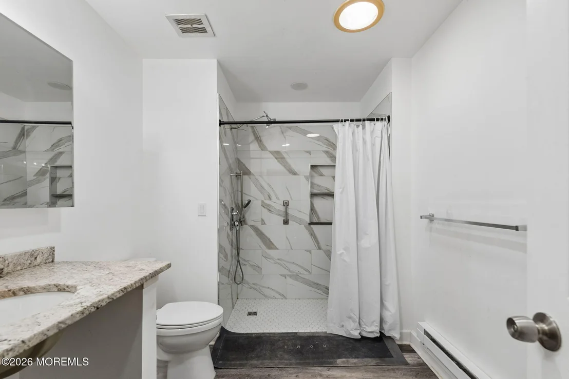 Photo of 1261A Argyll Circle