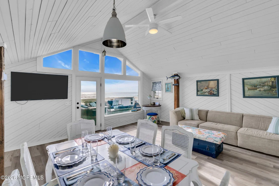 Photo of 55 Beachfront