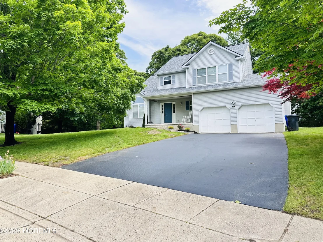 Photo of 974 Ridge Road