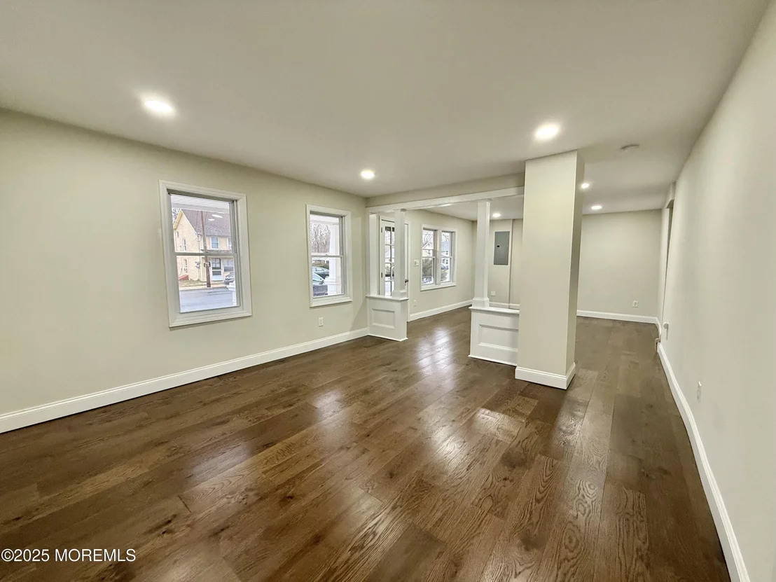 Photo of 30 Maple Avenue