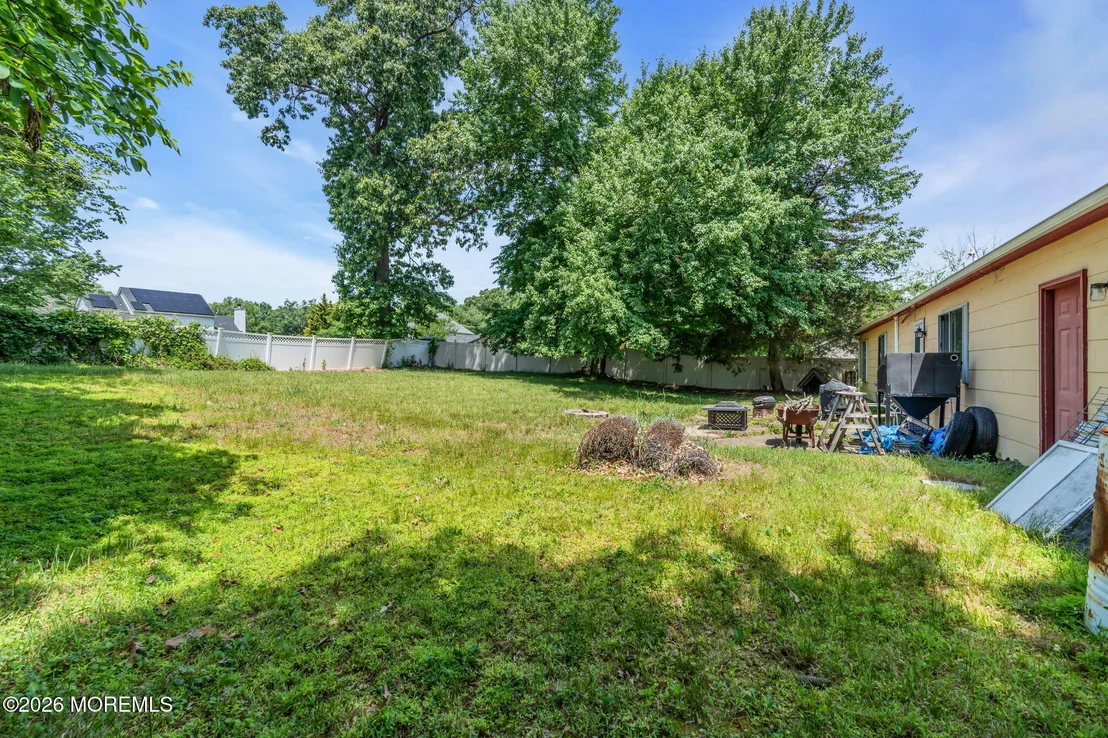 Photo of 100 Susan Drive