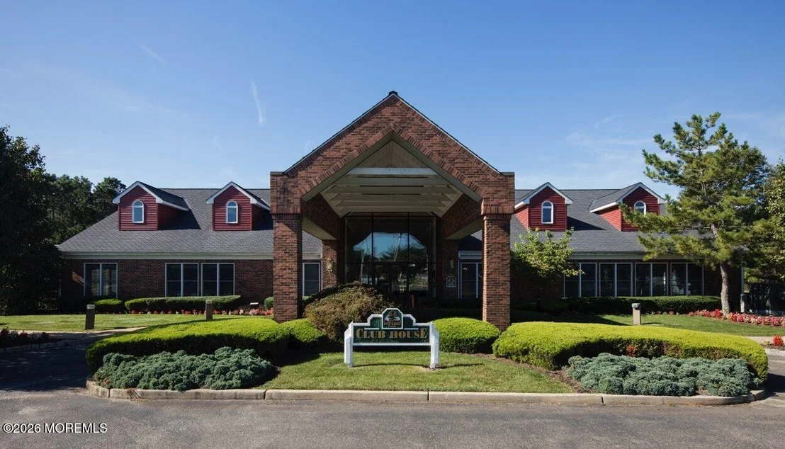 Photo of 1214 Winding Brook Way