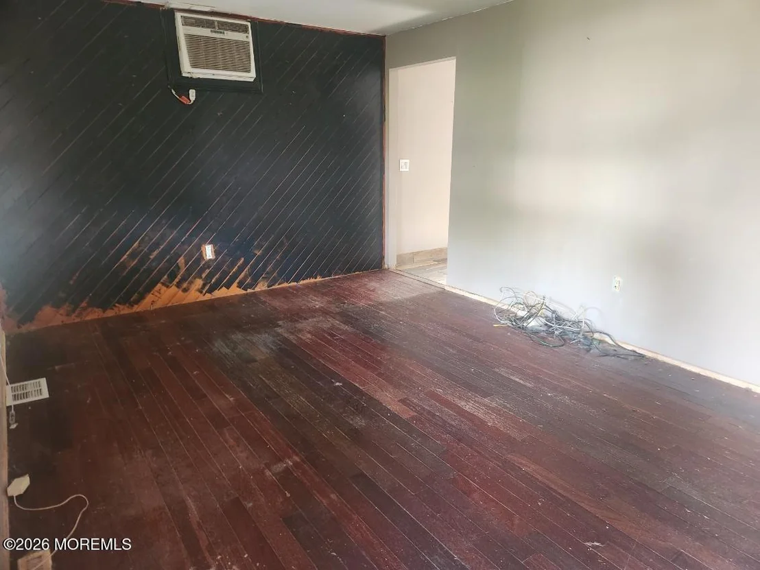 Photo of 321 Lake Champlain Drive