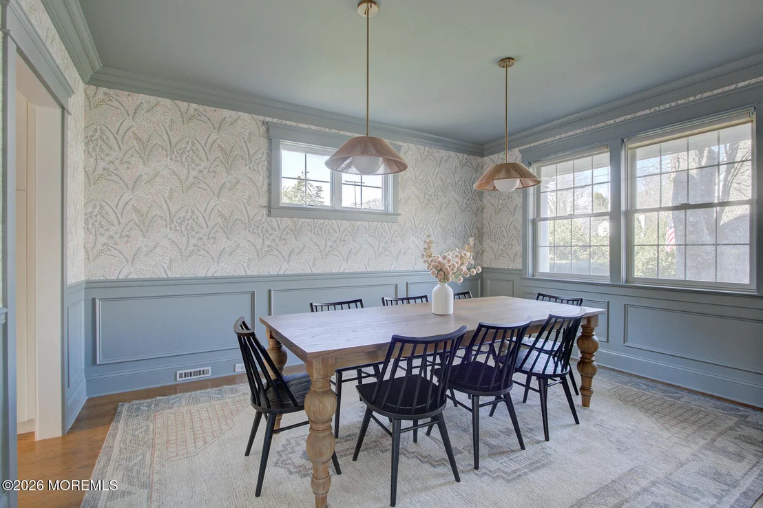 Photo of 42 Forrest Avenue
