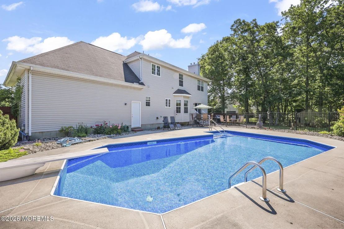 Photo of 118 Don Connor Boulevard