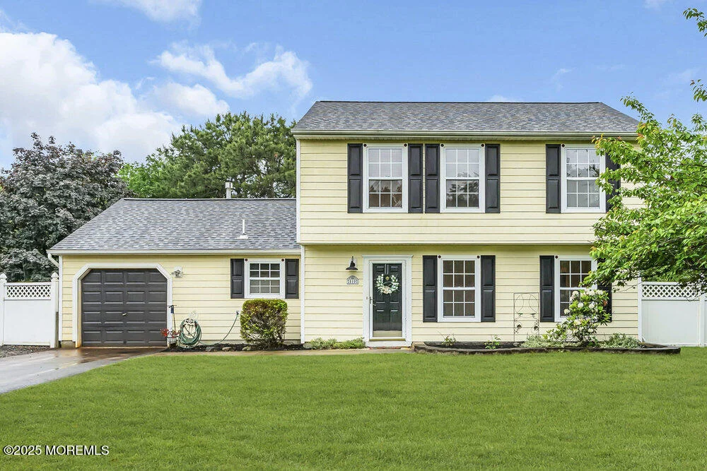 Photo of 810 Blenheim Drive