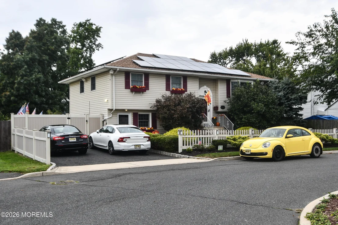Photo of 902 10th Street