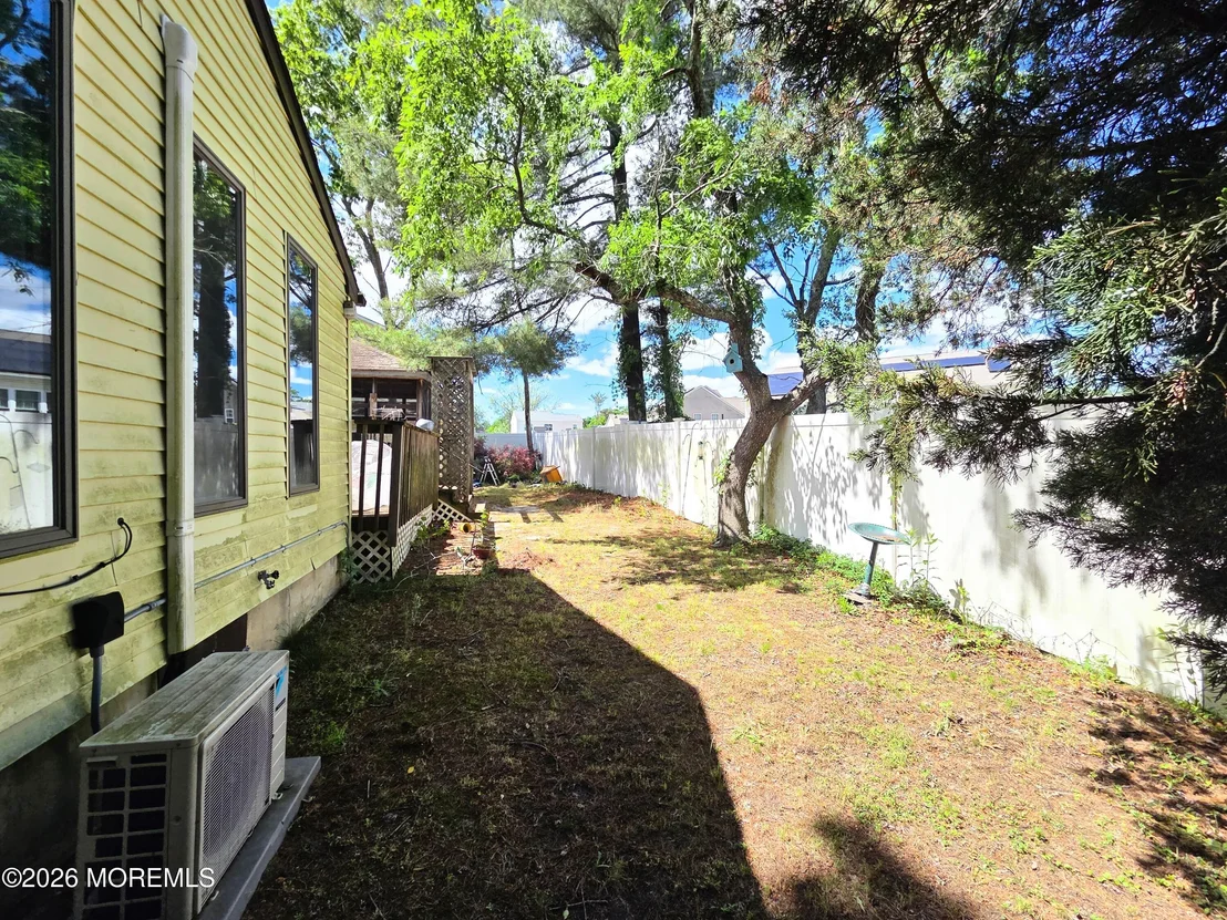 Photo of 1210 Taylor Lane