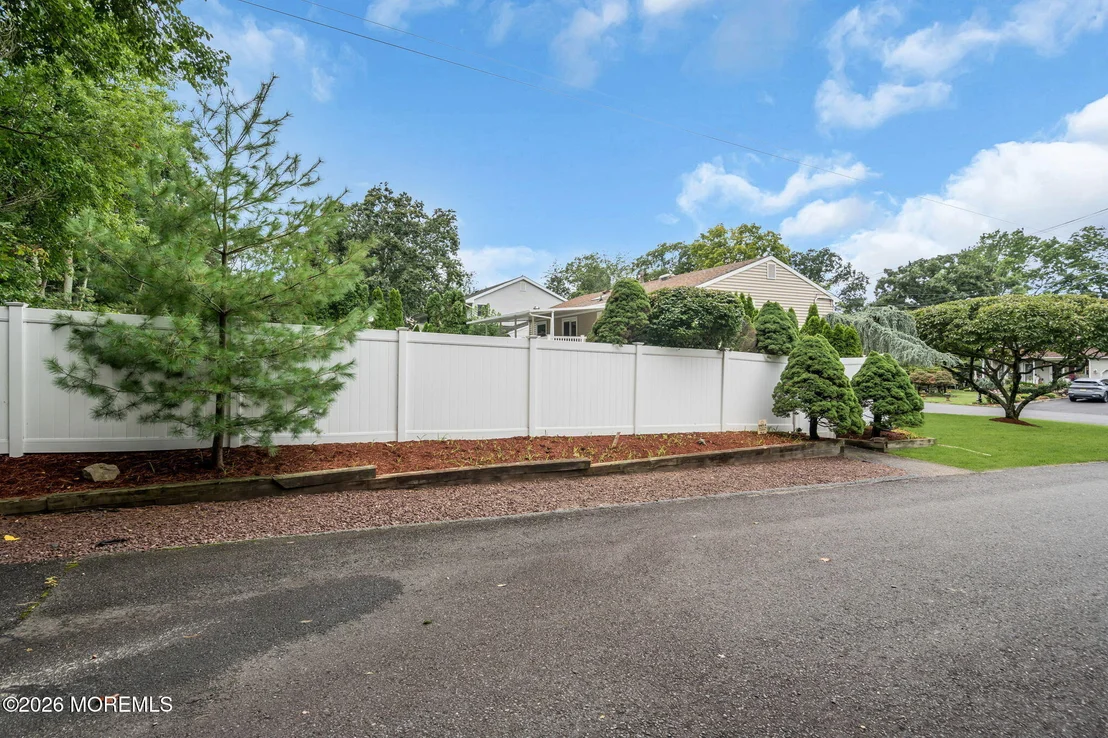 Photo of 205 Arizona Drive