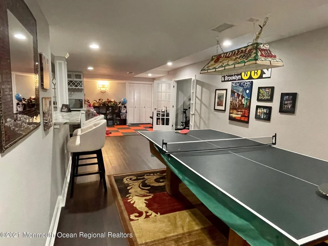Photo of 607 Windcrest Court