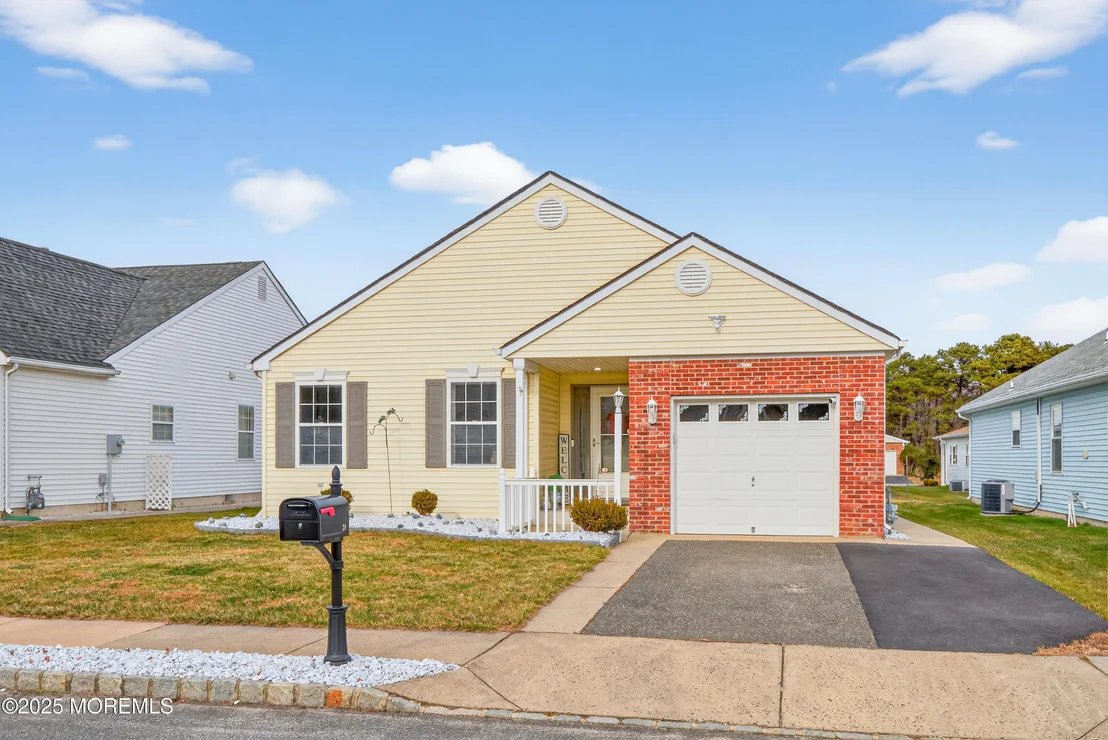 Photo of 30 Winterton Drive