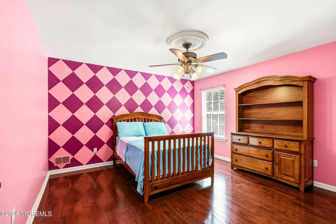 Photo of 339 Murray Drive